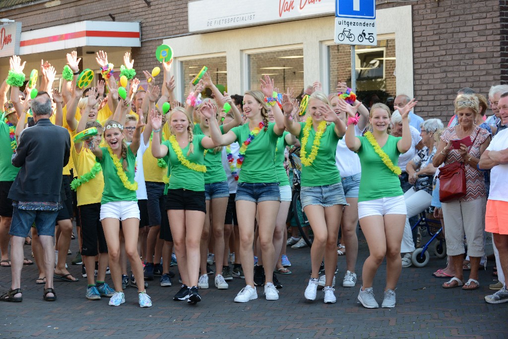 ../Images/Zomercarnaval Noordwijkerhout 2016 222.jpg